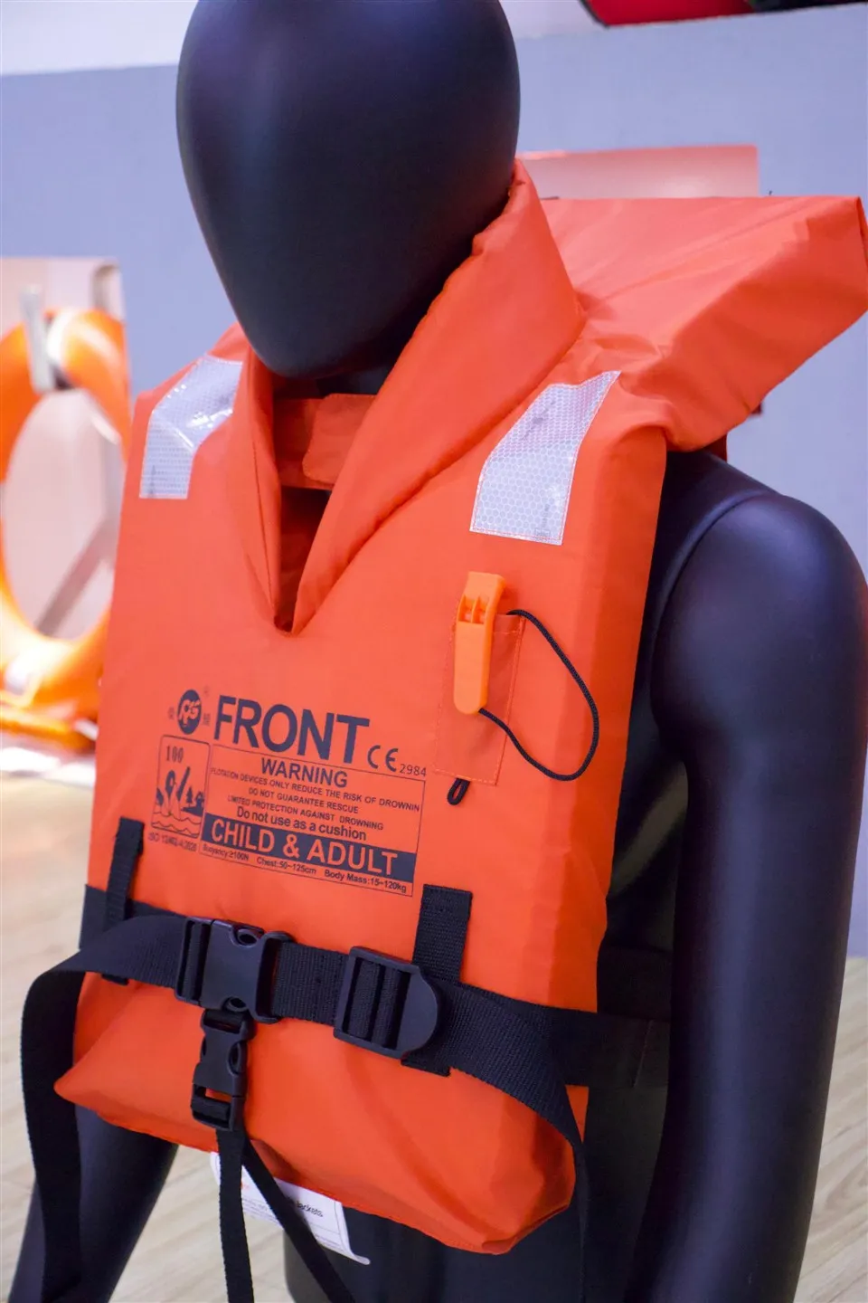 Lastele ja täiskasvanutele mõeldud päästevatt rsy-100t